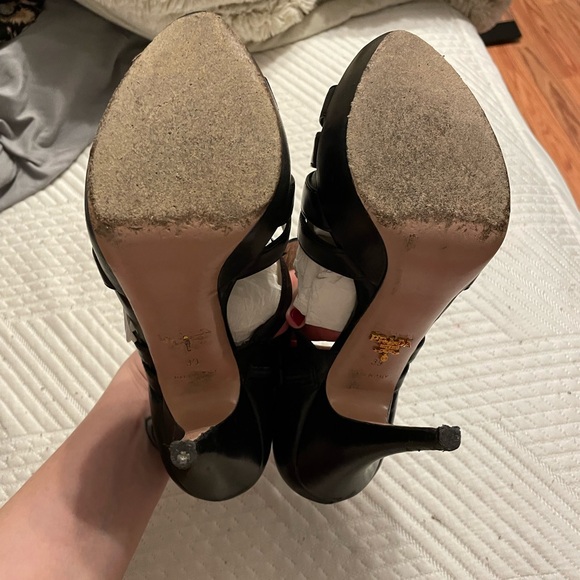 Authentic Prada black leather heels - Picture 6 of 8